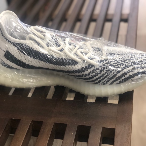 Yeezy 350 zebra - Picture 5 of 5